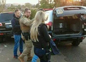 Pastor adota menina abusada sexualmente pelo pai e vai preso por também estuprá-la