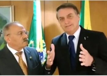 Operação da PF apreende dinheiro nas nádegas de senador Chico Rodrigues