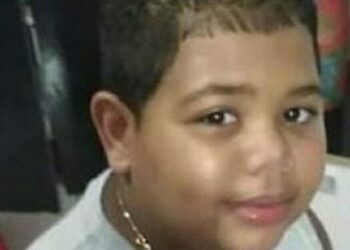 Garoto de 11 anos é morto com golpes de foice na cabeça durante assalto