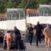 Whindersson Nunes aparece em Manaus empurrando carro na Avenida do Turismo
