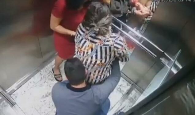 Mulher entra em trabalho de parto e dá à luz dentro de elevador; assista o vídeo