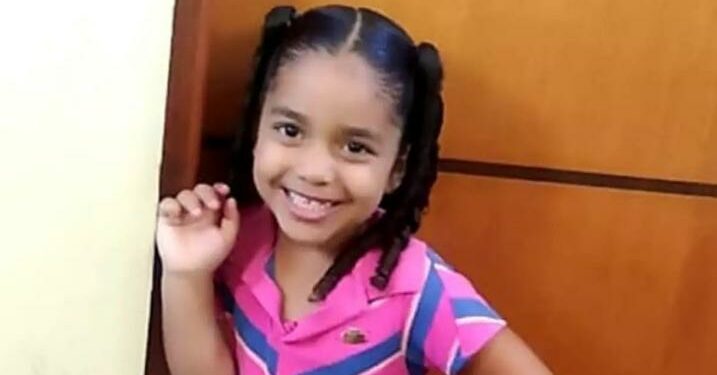Menina desaparecida é encontrada morta dentro de caixa de papelão após ser estuprada pelo padrasto