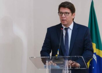 Mário Frias é internado em Brasília após princípio de infarto