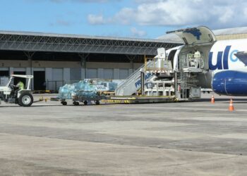 AM recebe 200 concentradores de oxigênio doados pelo Estado de Pernambuco