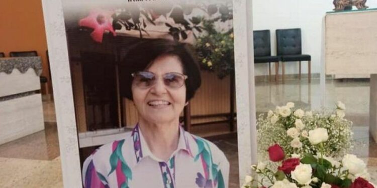 Homem confessa ter assassinado freira de 79 anos com golpe de facão