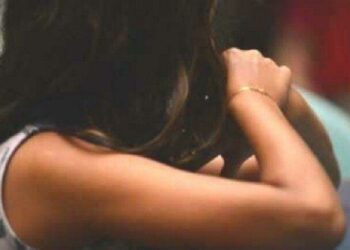 Homem estupra a própria filha de 8 anos e registra vídeo no celular