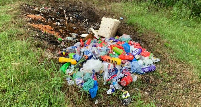 Polícia investiga realização de festa clandestina em cemitério