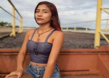 Adolescente de 15 anos tem casa invadida e é assassinada a facadas por membros de facção criminosa