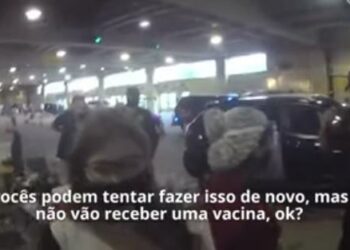 Mulheres são flagradas disfarçadas de idosas para receber vacina contra Covid-19; assista o vídeo