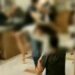 Funcionárias de fast food ficam feridas após confusão com clientes