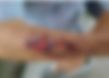 Homem é preso após ameaçar e agredir o próprio pai de 80 anos