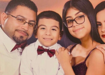 Menino cadeirante salva sua família ao se arrastar pelo chão e avisar sobre vazamento de gás