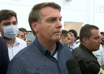 Auxílio emergencial deve ser pago em março, afirma Bolsonaro