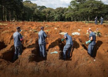 SP bate recorde e registra 1.021 novas mortes por Covid-19 em um dia