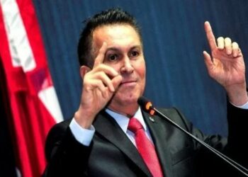 TCE-AM nega pedido do Ministério Público de Contas para afastar Sabá Reis da SEMULSP