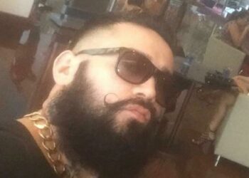 Menino de 11 chama resgate e salva mãe que desmaiou em casa