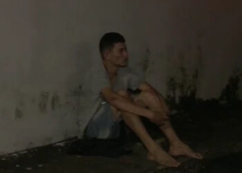 Bandido leva surra da população revoltada após tentar assaltar mulher em Manaus