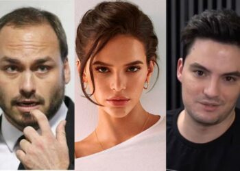 Carlos Bolsonaro entra com queixa-crime contra Bruna Marquezine e Felipe Neto