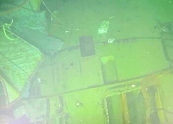 Destroços de submarino desaparecido são encontrados com todos os 53 tripulantes mortos