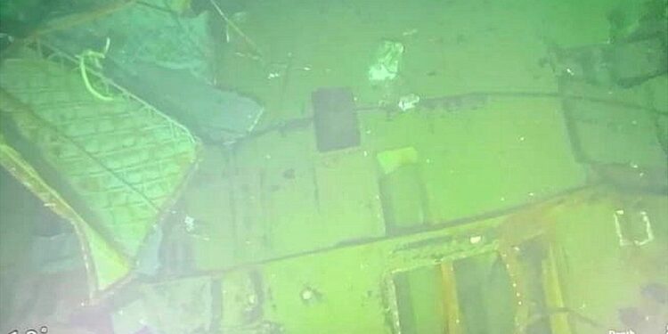 Destroços de submarino desaparecido são encontrados com todos os 53 tripulantes mortos