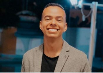 Ex-cantor gospel recebe ameaças de morte após se assumir bissexual