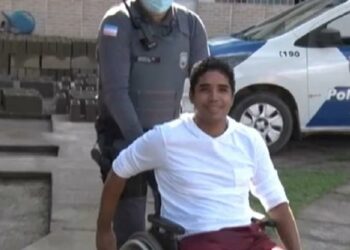 Cadeirante mata idosos com golpes de marreta enquanto dormiam