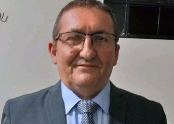 Escrivão da PC é morto dentro de delegacia por preso algemado