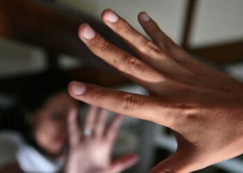 Homem é preso em flagrante estuprando garota de 14 anos