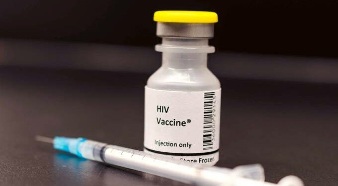 Vacina contra HIV tem resultado promissor em estudo feito em humanos