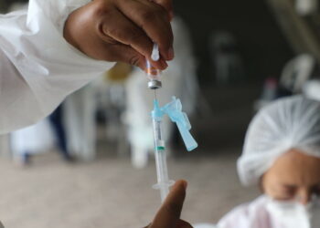 1.114.826 doses da vacina contra Covid-19 já foram aplicadas no AM, informa Governo