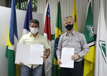 David Almeida assina, junto à Suframa, novo termo aditivo para finalizar obras no Distrito Industrial