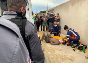 Em Manaus, homem é espancado e jogado de barranco durante briga com o próprio irmão