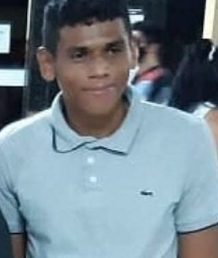 Em Manaus, mãe procura por filho que saiu de casa para trabalhar e desapareceu