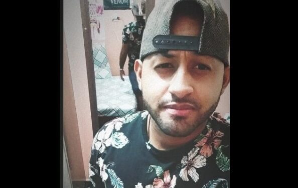 Jovem é apedrejado até a morte após participar de evento de igreja em Manaus