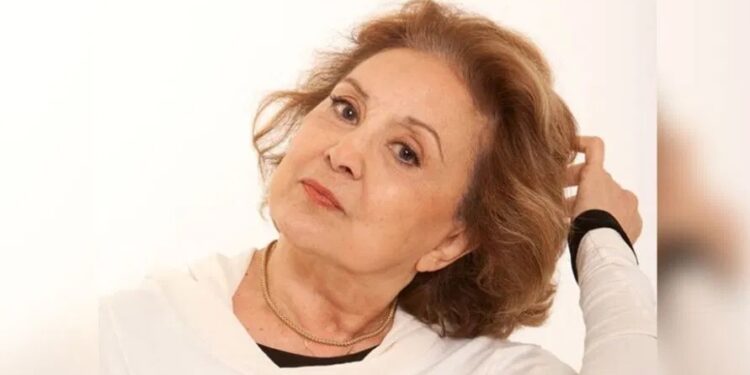 Atriz Eva Wilma precisa ser internada em UTI e recebe diagnóstico de câncer no ovário