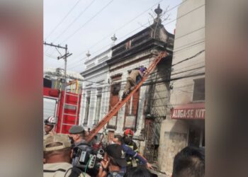 Incêndio atinge abrigo de venezuelanos no Centro de Manaus