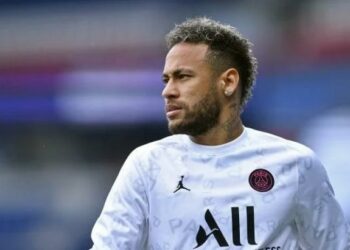 Neymar é acusado de planejar assalto armado a ativista, diz site