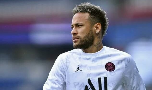 Neymar é acusado de planejar assalto armado a ativista, diz site
