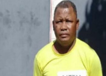 Ex-pastor é preso por abusar sexualmente das filhas