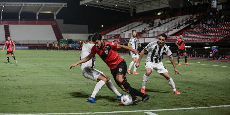 Copa Sul-Americana: Atlético-GO empata com Libertad em 0 x 0 e se complica