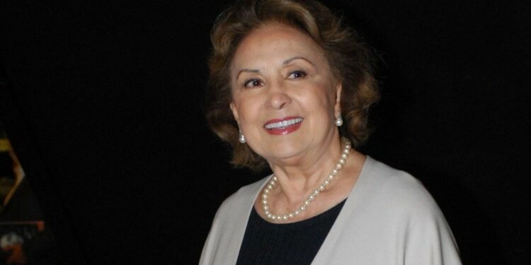Atriz Eva Wilma morre aos 87 anos por complicações de câncer