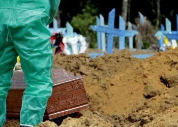 Manaus registra 34 sepultamentos neste sábado (29); três foram de Covid-19