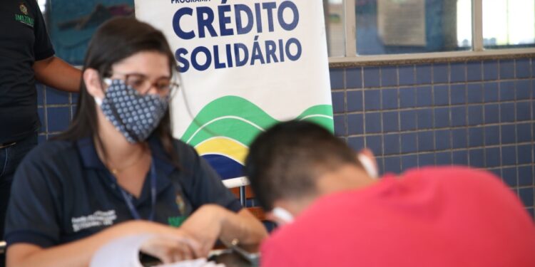 Governo promove  Crédito Solidário em Itacoatiara e Manacapuru