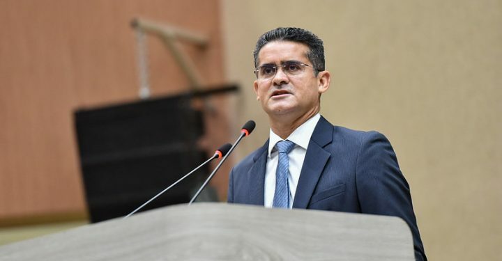 David Almeida e Roberto Cidade discutem projeto que permite armar guarda municipal
