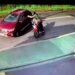 Vídeo: Motociclista executa motorista com 10 tiros na frente de condomínio