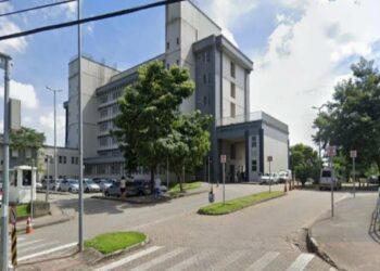 Funcionário de padaria persegue ladrão e acaba sendo esfaqueado