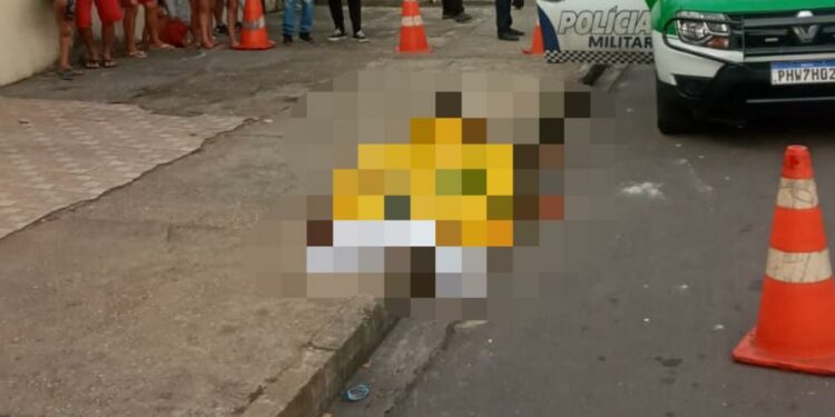 Suspeito de cometer assaltos é morto por ‘justiceiro’ no Centro de Manaus