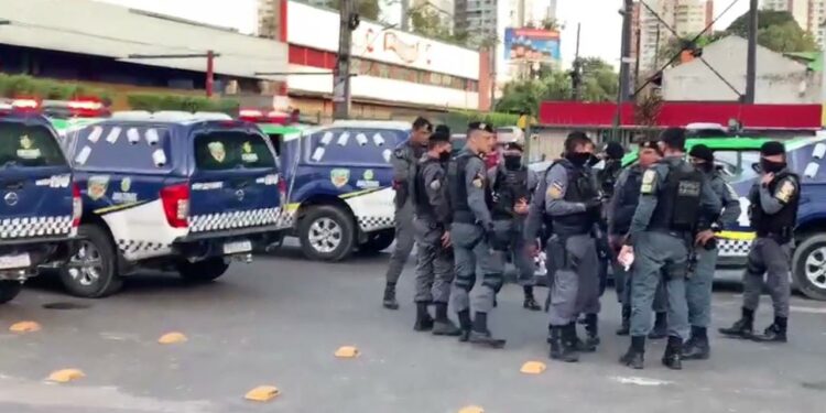 Confronto entre bandidos e Força Tática termina com um óbito em Manaus