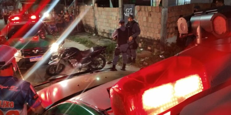 Suspeitos de assalto são baleados por justiceiro; um morre e outro fica ferido