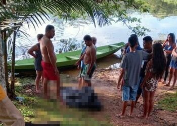 Pai encontra corpo de filho boiando em lago no interior do Amazonas